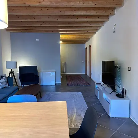 公寓 Aryan House 莱科