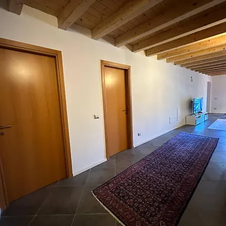 Aryan House * Lecco