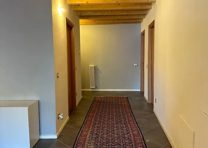 Apartment Aryan House