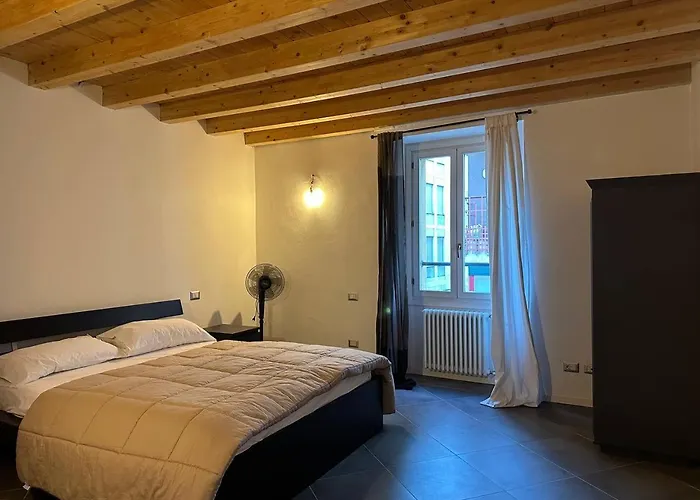 Apartment Aryan House